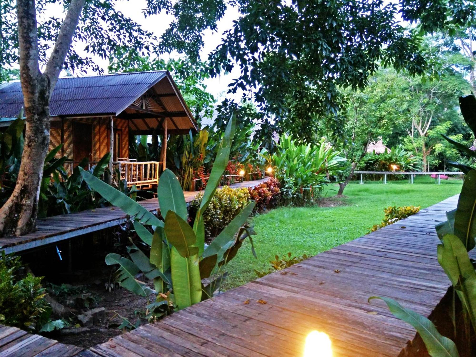 Khao Sok सहारा